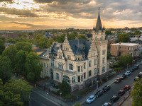 Luftbild Orientalisches Institut der Uni Halle (Bild öffnet vergrößert)