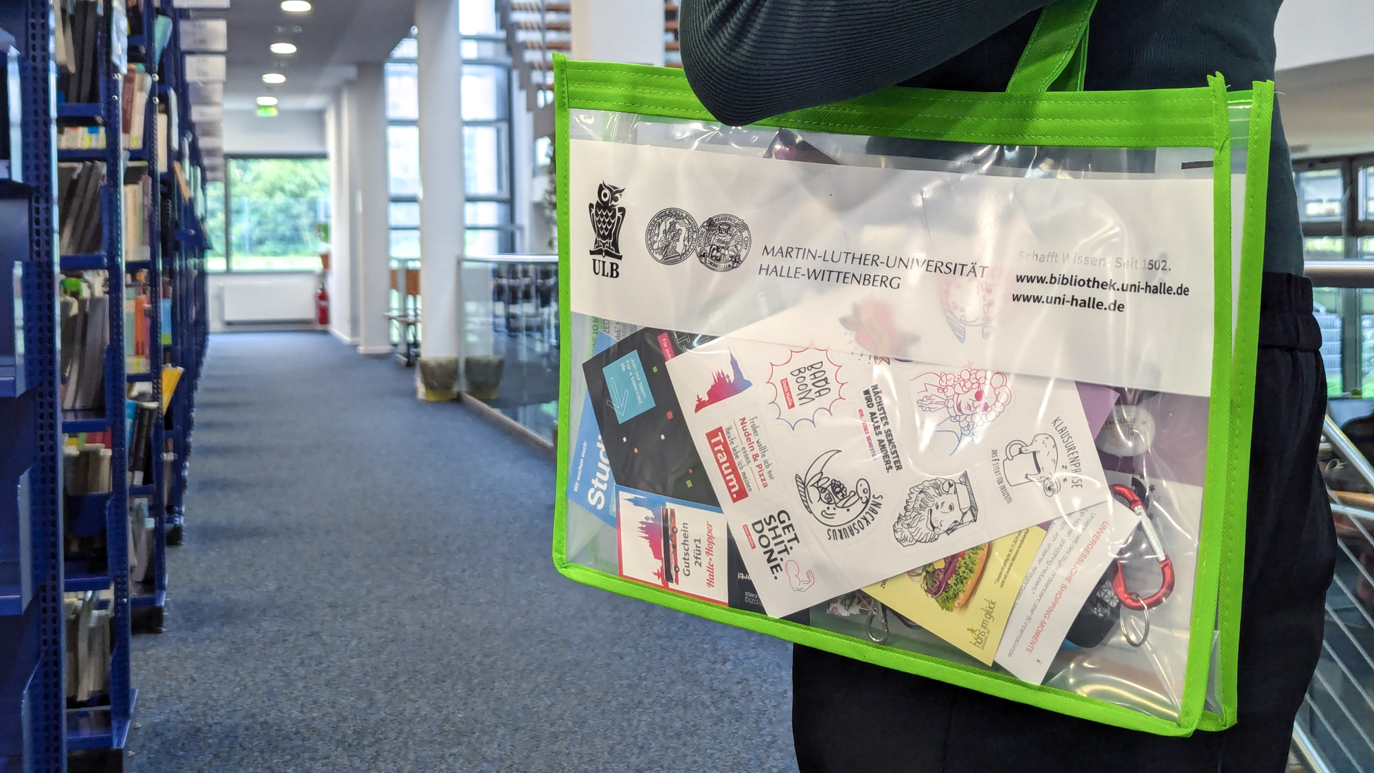 Bib-Tasche mit Inhalt