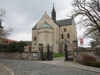 Zu sehen ist der Osten der Stiftskirche.