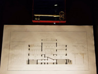 Symbolischer Schlüssel des Universitätshauptgebäudes (Bild öffnet vergrößert)