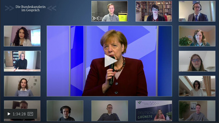 Foto: Screenshot / Bundesregierung Zu sehen ist ein Screenshot vom digitalen Bürgerdialog mit der Bundeskanzlerin.