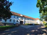 Ein Studentenwohnheim von außen im Hohen Weg (Bild öffnet vergrößert)